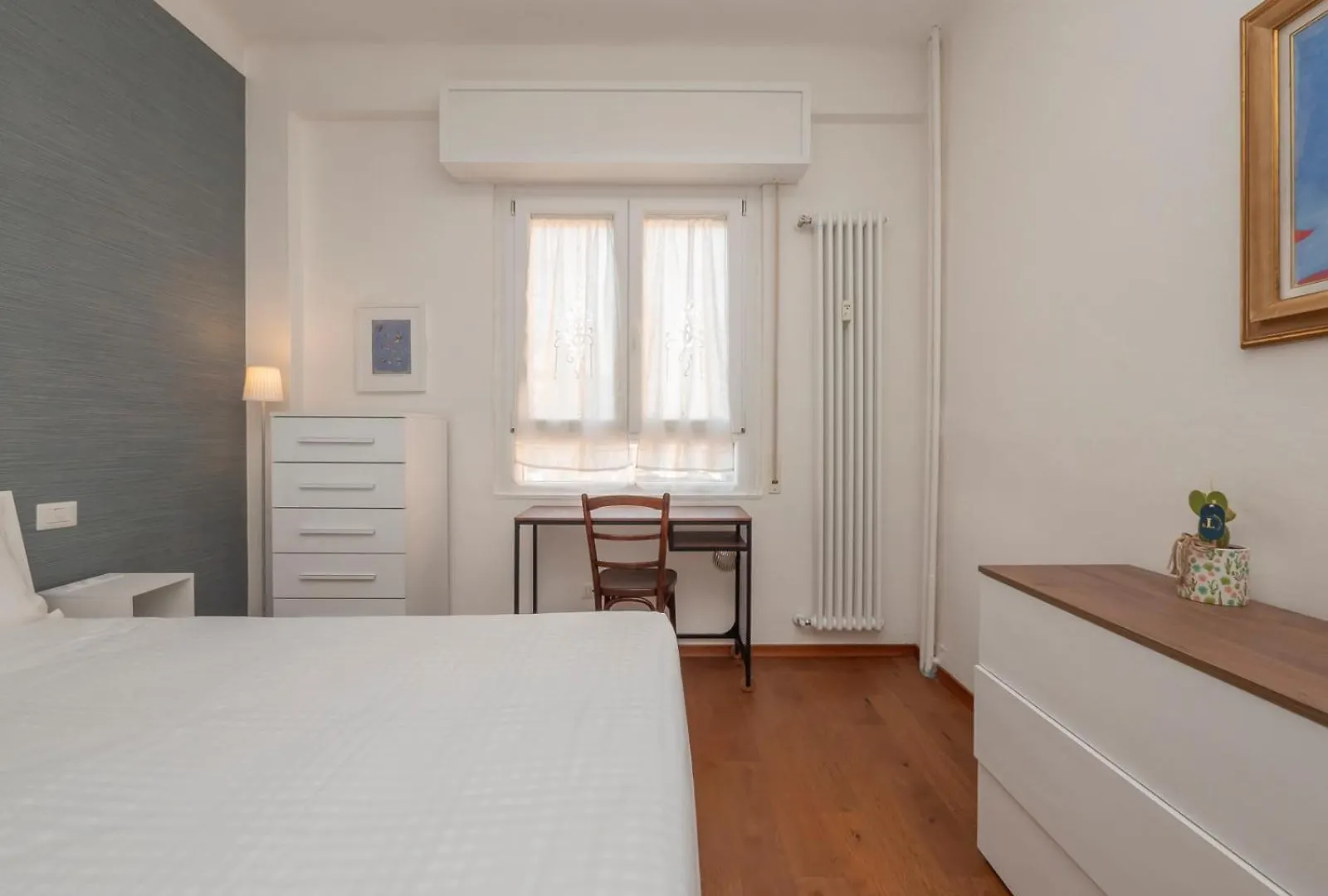 I Host Apartment - Sebino 4 Milano 0*,  Italia