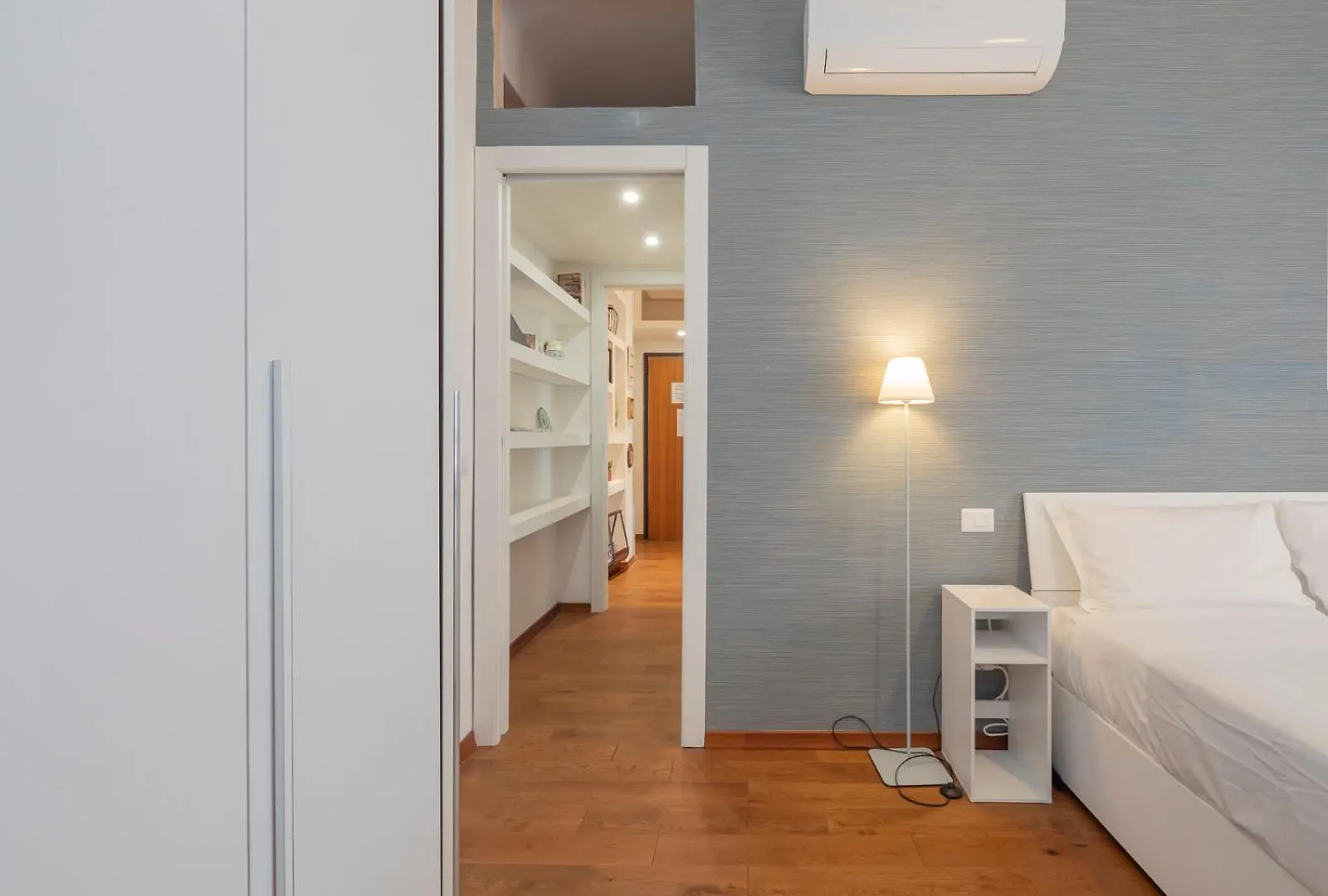 I Host Apartment - Sebino 4 Milano