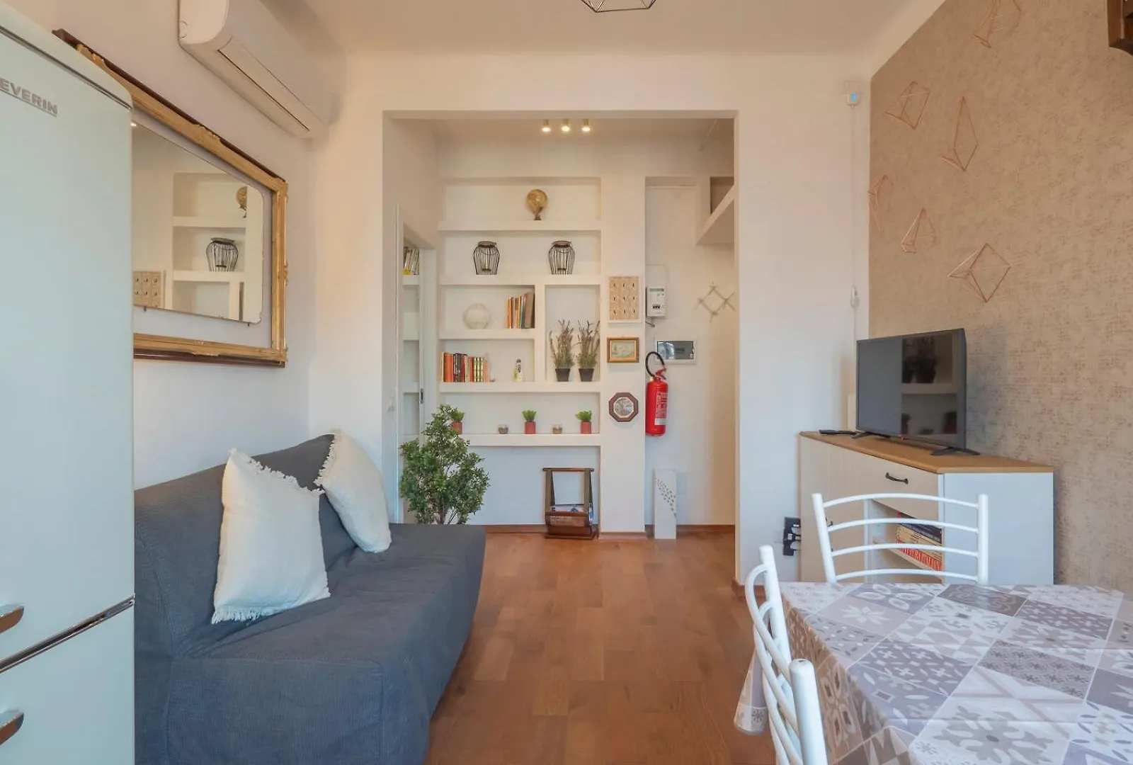 I Host Apartment - Sebino 4 Milán